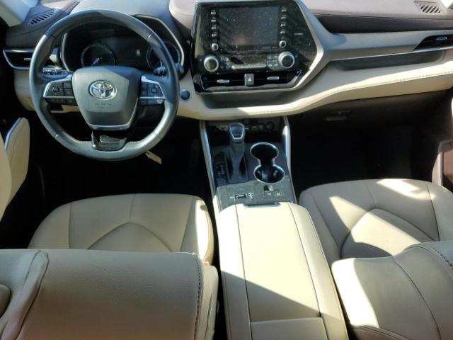 5TDGZRAH6MS034153 - 2021 TOYOTA HIGHLANDER XLE BLUE photo 8