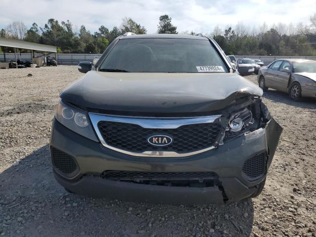 5XYKT3A21CG262268 - 2012 KIA SORENTO BASE GREEN photo 5