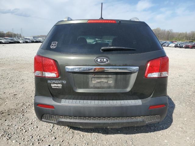 5XYKT3A21CG262268 - 2012 KIA SORENTO BASE GREEN photo 6