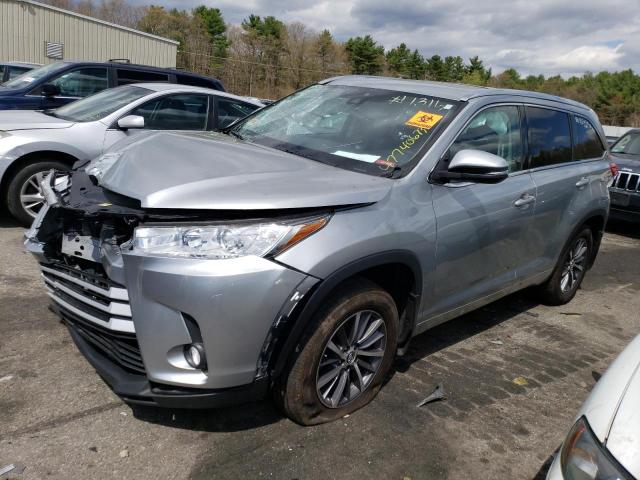 5TDJZRFH1HS401657 - 2017 TOYOTA HIGHLANDER SE SILVER photo 1