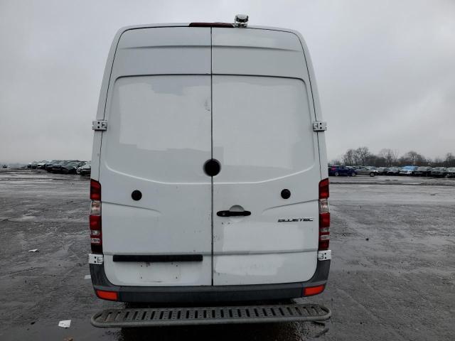 WD3PE8DE0E5825528 - 2014 MERCEDES-BENZ SPRINTER 2500 WHITE photo 6