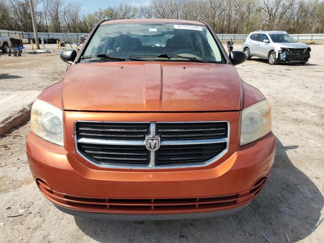 1B3HB48B17D509335 - 2007 DODGE CALIBER SXT ORANGE photo 5