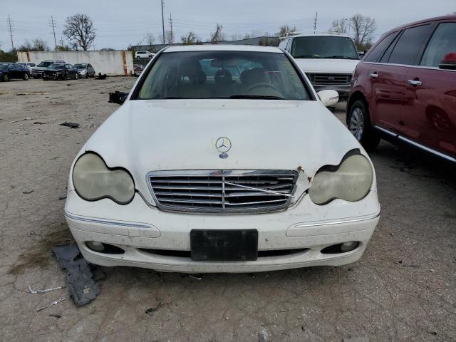 WDBRF81J84F487395 - 2004 MERCEDES-BENZ C 240 4MATIC WHITE photo 5