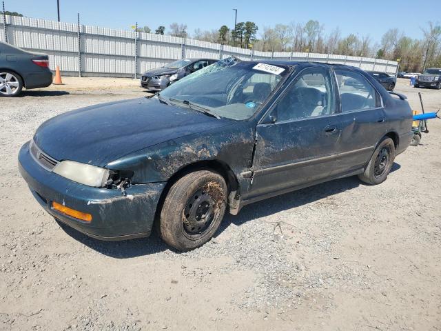 1HGCD5635VA032655 - 1997 HONDA ACCORD LX GREEN photo 1