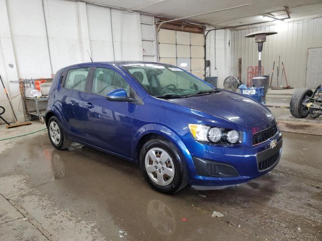 1G1JA6SHXD4230630 - 2013 CHEVROLET SONIC LS BLUE photo 4