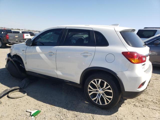 JA4AP3AU2JU021732 - 2018 MITSUBISHI OUTLANDER ES WHITE photo 2