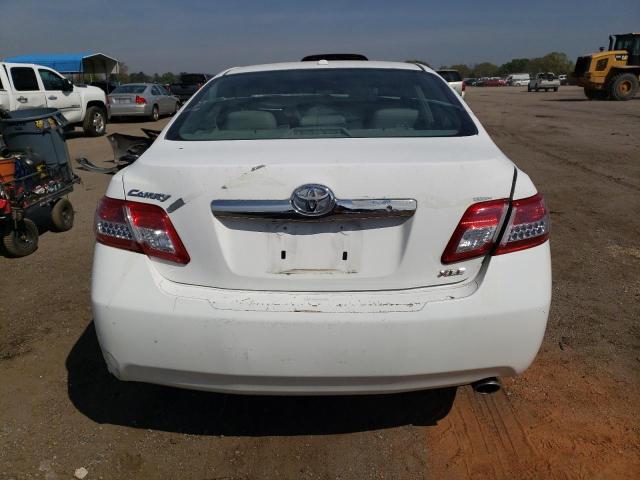 4T4BF3EKXAR016561 - 2010 TOYOTA CAMRY BASE WHITE photo 6