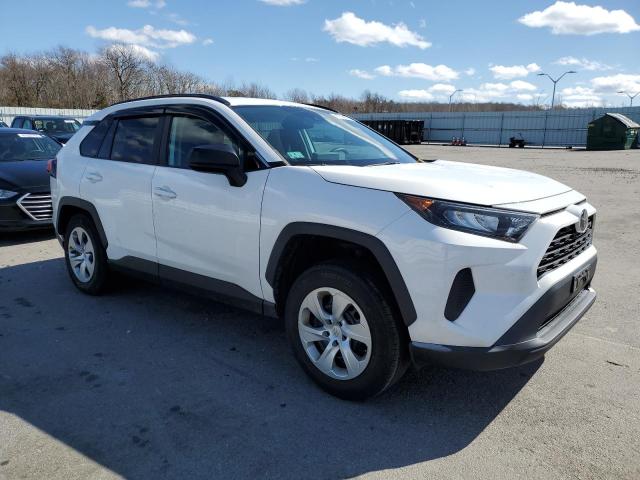 2T3F1RFVXKW028238 - 2019 TOYOTA RAV4 LE WHITE photo 4