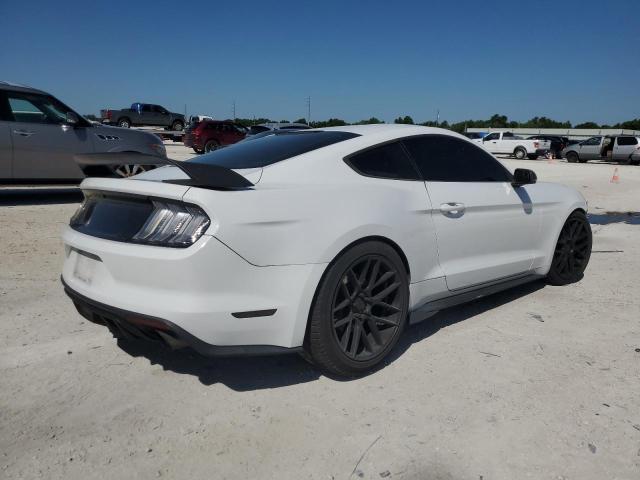 1FA6P8AM5G5265120 - 2016 FORD MUSTANG WHITE photo 3