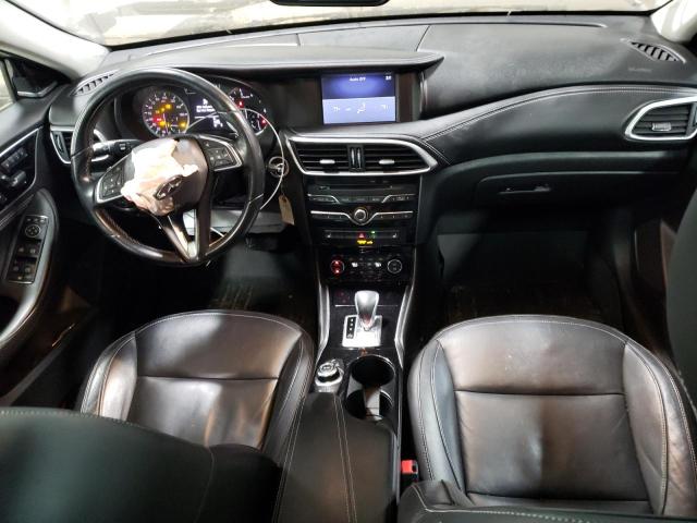 SJKCH5CRXHA024998 - 2017 INFINITI QX30 BASE أبيض صورة 8