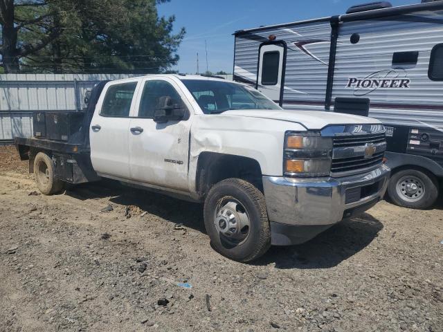 1GB4CYCG1FF504714 - 2015 CHEVROLET SILVERADO C3500 WHITE photo 4