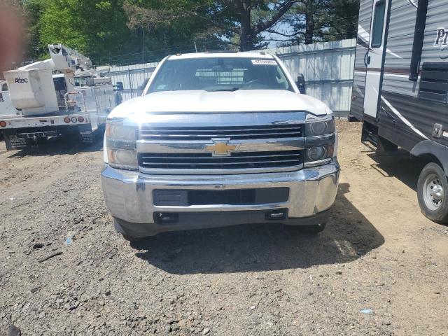 1GB4CYCG1FF504714 - 2015 CHEVROLET SILVERADO C3500 WHITE photo 5