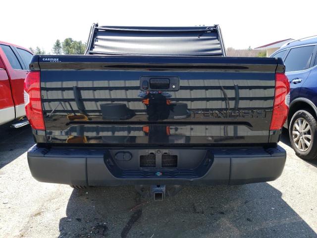 5TFRM5F10JX128868 - 2018 TOYOTA TUNDRA DOUBLE CAB SR/SR5 BLACK photo 6