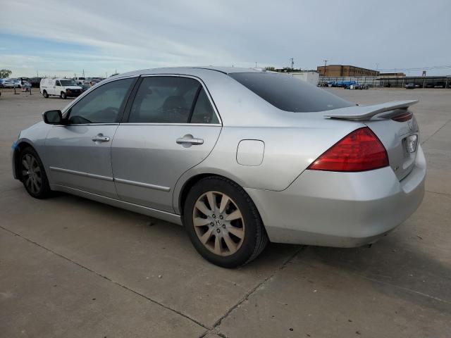 1HGCM66877A096135 - 2007 HONDA ACCORD EX SILVER photo 2