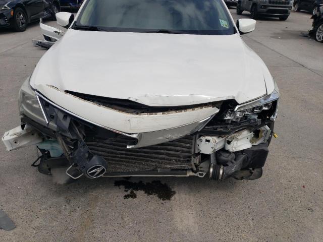 19UDE2F30JA000156 - 2018 ACURA ILX BASE WATCH PLUS WHITE photo 11