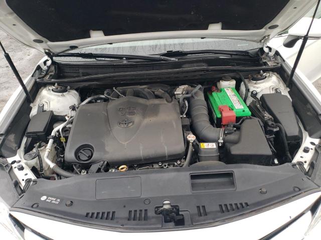 4T1BZ1HK0KU507725 - 2019 TOYOTA CAMRY XSE WHITE photo 11