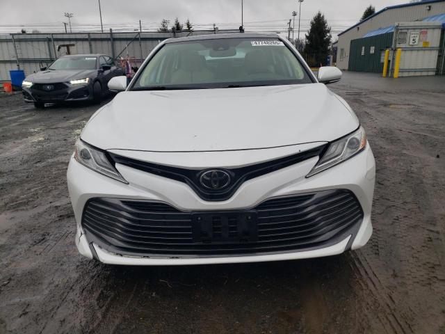 4T1BZ1HK0KU507725 - 2019 TOYOTA CAMRY XSE WHITE photo 5