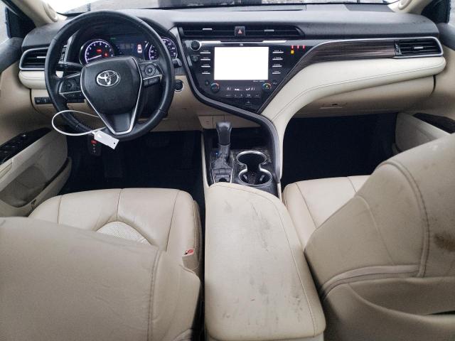 4T1BZ1HK0KU507725 - 2019 TOYOTA CAMRY XSE WHITE photo 8