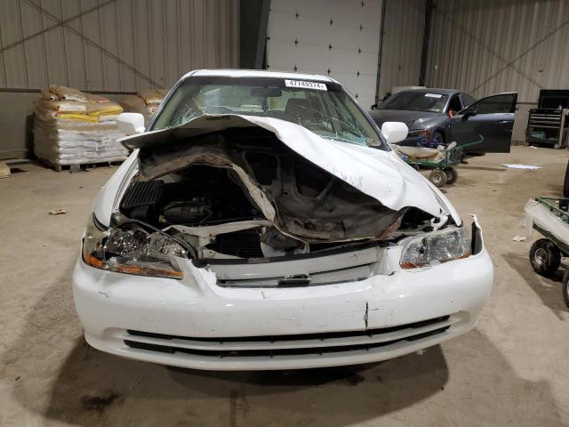 JHMCG66821C001383 - 2001 HONDA ACCORD EX WHITE photo 5