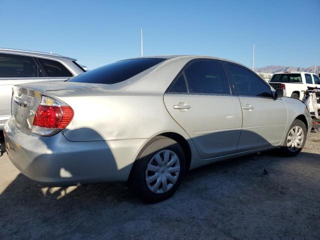 4T1BE32K65U039942 - 2005 TOYOTA CAMRY LE SILVER photo 3