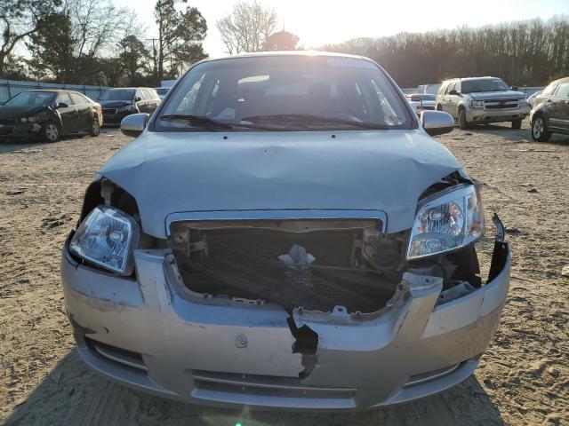 KL1TD566X8B046825 - 2008 CHEVROLET AVEO BASE SILVER photo 5