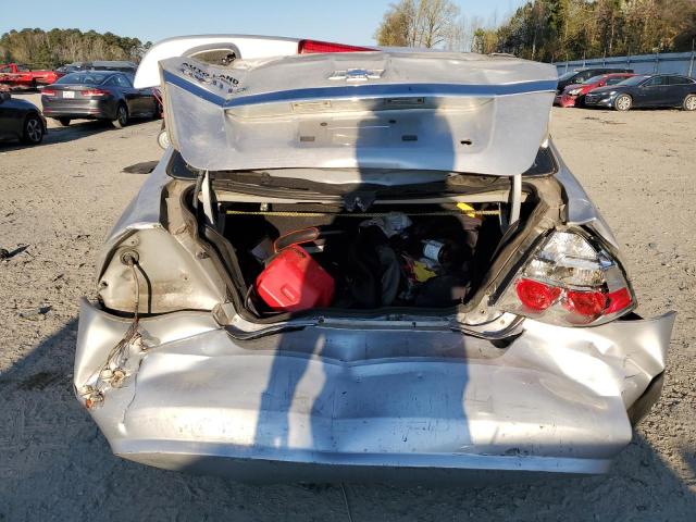 KL1TD566X8B046825 - 2008 CHEVROLET AVEO BASE SILVER photo 6