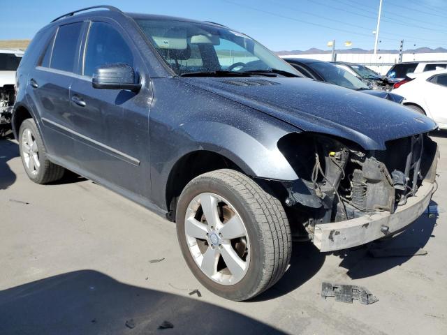 4JGBB8GB8BA738341 - 2011 MERCEDES-BENZ ML 350 4MATIC BLACK photo 4