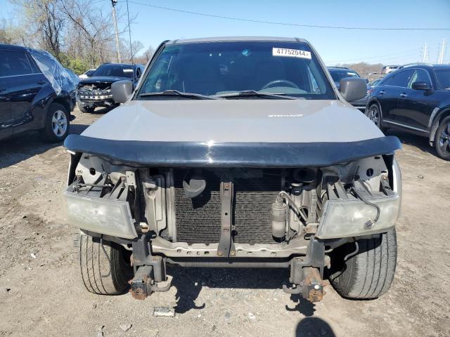 1GCDT136848104418 - 2004 CHEVROLET COLORADO GRAY photo 5