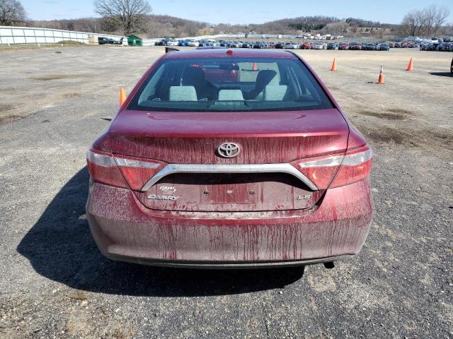 4T1BF1FK2HU716890 - 2017 TOYOTA CAMRY LE RED photo 6