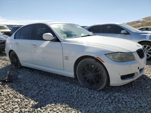 WBAPK53529A510741 - 2009 BMW 328 XI SULEV WHITE photo 4