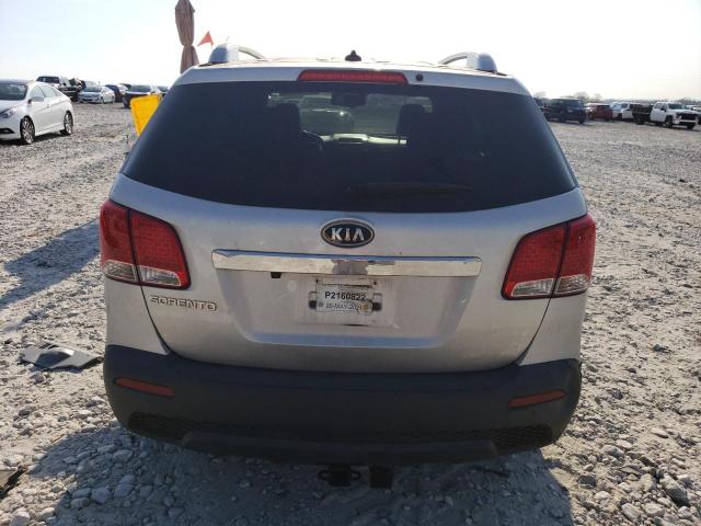 5XYKT4A28BG086386 - 2011 KIA SORENTO BASE SILVER photo 6