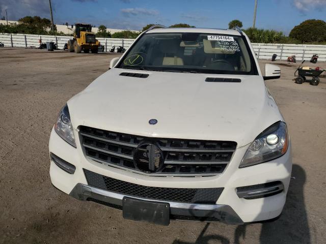 4JGDA5HB3CA030203 - 2012 MERCEDES-BENZ ML 350 4MATIC WHITE photo 5
