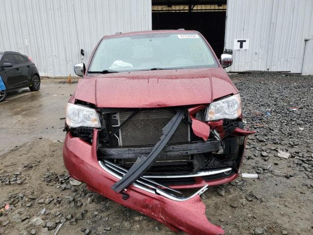 2C4RC1CG6DR534029 - 2013 CHRYSLER TOWN & COU TOURING L RED photo 5