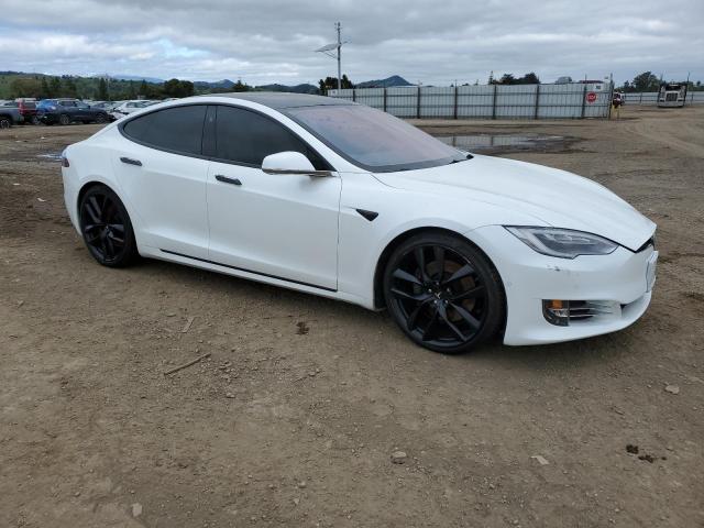 5YJSA1E25JF296142 - 2018 TESLA MODEL S 白色 照片 4