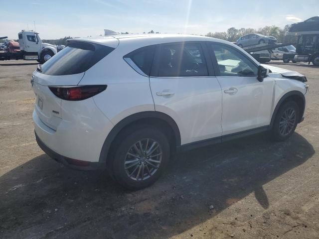 JM3KFABM7J1437882 - 2018 MAZDA CX-5 SPORT WHITE photo 3