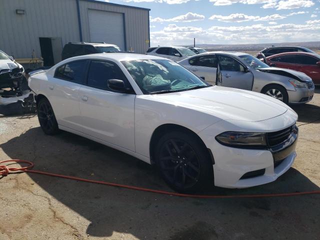 2C3CDXBGXMH636449 - 2021 DODGE CHARGER SXT WHITE photo 4