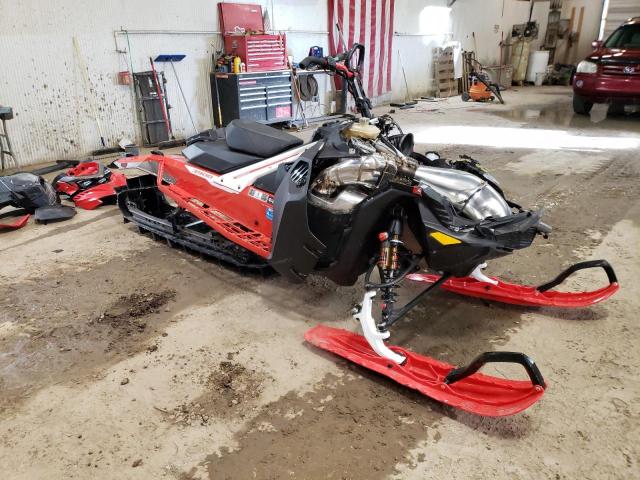 YH2LSYPE0PR000320 - 2023 LYNX SNOWMOBILE RED photo 1
