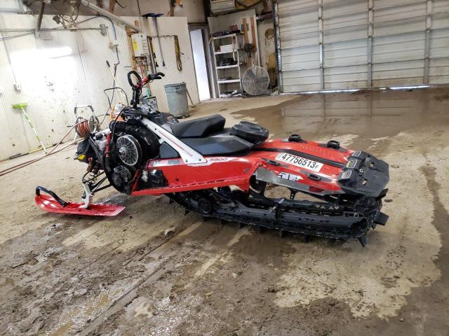 YH2LSYPE0PR000320 - 2023 LYNX SNOWMOBILE RED photo 3