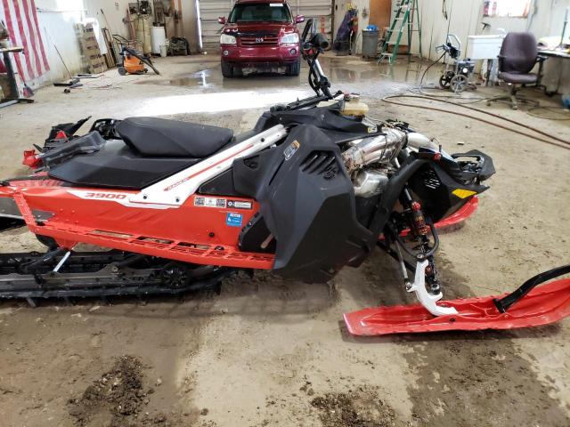 YH2LSYPE0PR000320 - 2023 LYNX SNOWMOBILE RED photo 5
