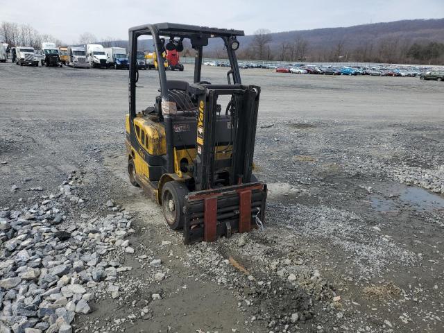 B967V02027P - 2016 YALE FORKLIFT YELLOW photo 1