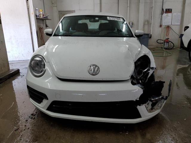 3VWF17AT6HM621077 - 2017 VOLKSWAGEN BEETLE 1.8T WHITE photo 5