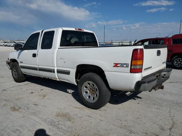 1GCEK19T11E123376 - 2001 CHEVROLET SILVERADO K1500 WHITE photo 2