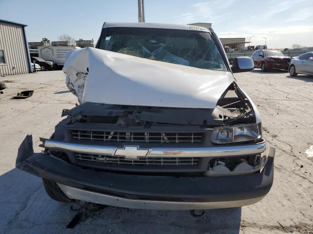 1GCEK19T11E123376 - 2001 CHEVROLET SILVERADO K1500 WHITE photo 5