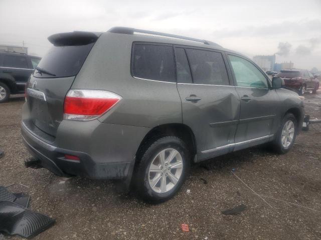 5TDBK3EH5CS127394 - 2012 TOYOTA HIGHLANDER BASE GRAY photo 3