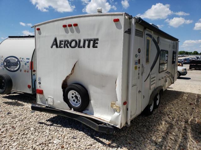 47CTA2N2X9K124129 - 2009 AERO TRAILER WHITE photo 4