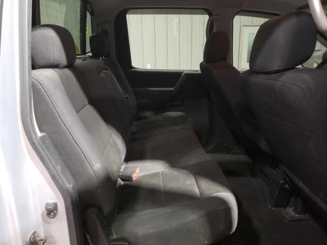 1N6AA07C38N336867 - 2008 NISSAN TITAN XE SILVER photo 10