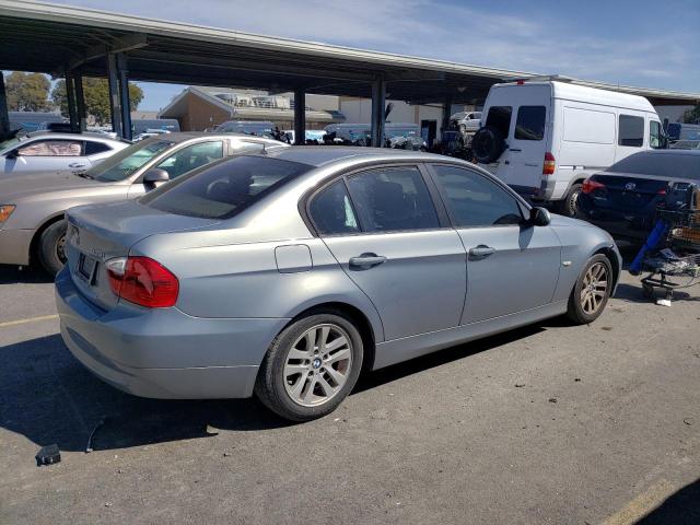 WBAVB17536NK38764 - 2006 BMW 325 I AUTOMATIC SILVER photo 3