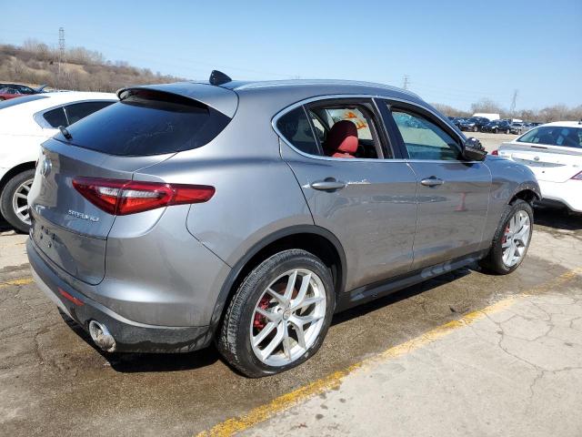 ZASPAKBN8K7C29527 - 2019 ALFA ROMEO STELVIO TI GRAY photo 3