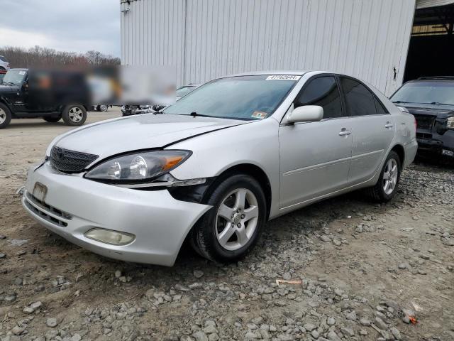 4T1BA32K24U028902 - 2004 TOYOTA CAMRY SE SILVER photo 1