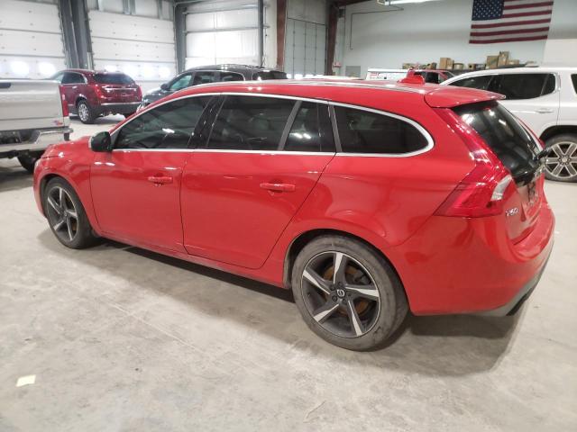 YV1902SP3F1262900 - 2015 VOLVO V60 R DESIGN RED photo 2